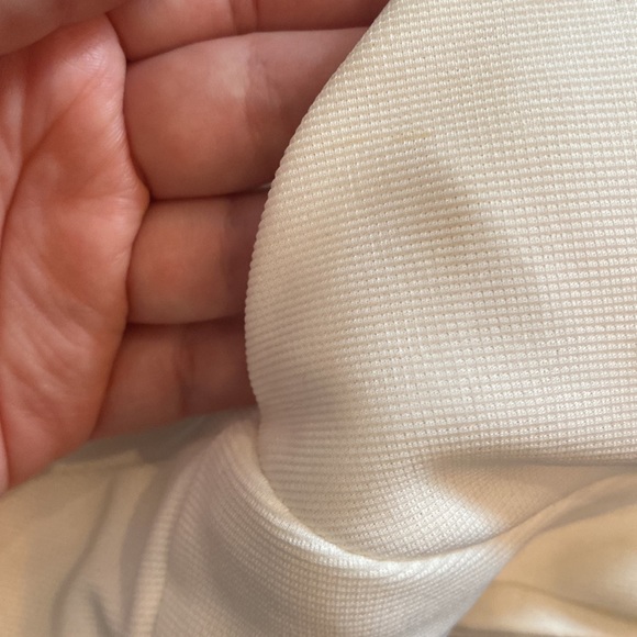 Cropped top with cutouts - Picture 3 of 3